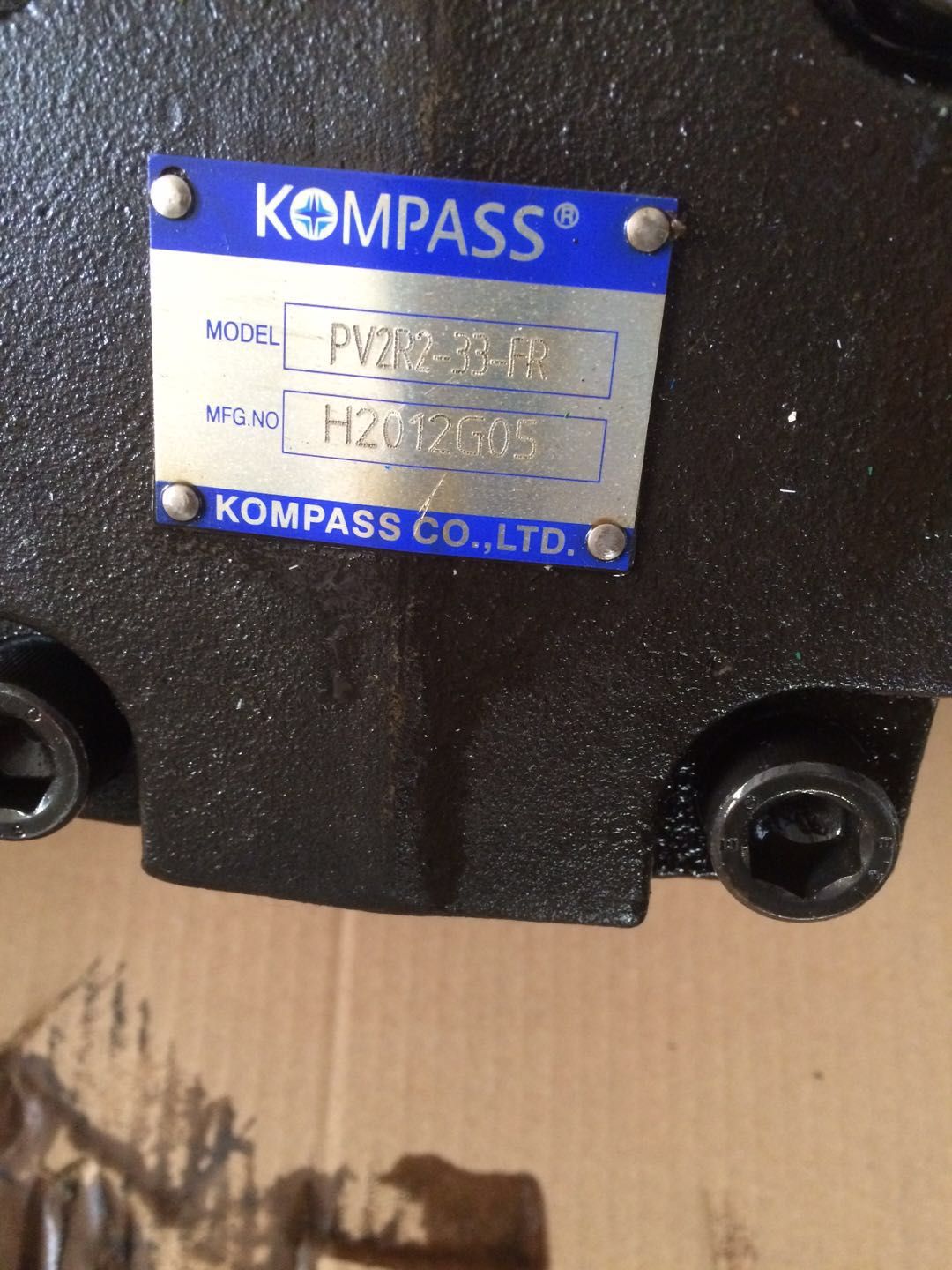 KOMPASS叶片泵PV2R1-10-FR/LR